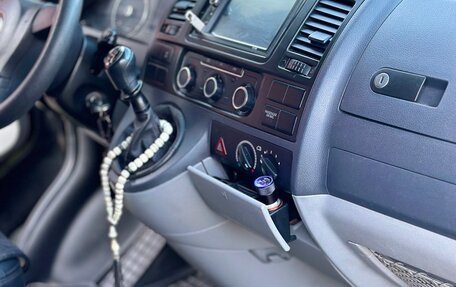 Volkswagen Transporter T5 рестайлинг, 2010 год, 1 550 000 рублей, 6 фотография