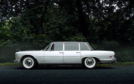 Mercedes-Benz W100, 1969 год, 27 499 000 рублей, 3 фотография