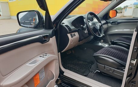 Mitsubishi Pajero Sport II рестайлинг, 2014 год, 1 999 000 рублей, 25 фотография