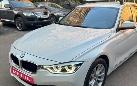 BMW 3 серия, 2018 год, 2 400 000 рублей, 2 фотография