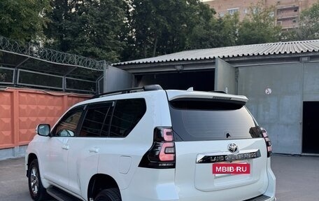Toyota Land Cruiser Prado 150 рестайлинг 2, 2018 год, 6 200 000 рублей, 7 фотография
