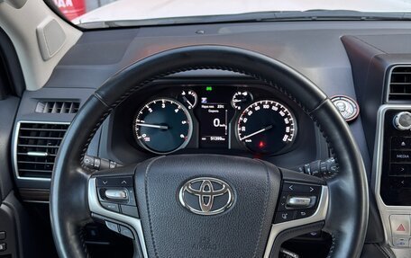 Toyota Land Cruiser Prado 150 рестайлинг 2, 2018 год, 6 200 000 рублей, 14 фотография