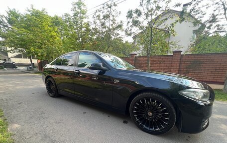 BMW 5 серия, 2015 год, 2 700 000 рублей, 8 фотография