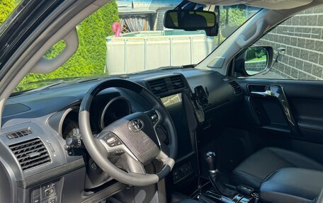Toyota Land Cruiser Prado 150 рестайлинг 2, 2013 год, 4 700 000 рублей, 9 фотография