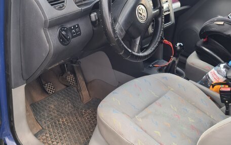 Volkswagen Caddy III рестайлинг, 2004 год, 500 000 рублей, 15 фотография