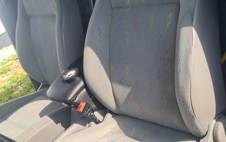 Volkswagen Caddy III рестайлинг, 2004 год, 500 000 рублей, 13 фотография