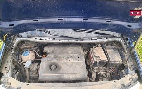 Volkswagen Caddy III рестайлинг, 2004 год, 500 000 рублей, 20 фотография