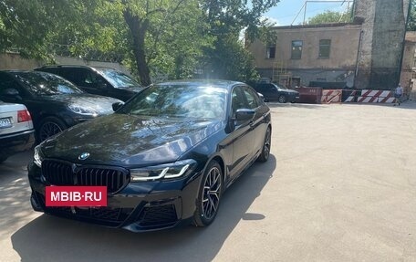 BMW 5 серия, 2021 год, 6 000 000 рублей, 3 фотография