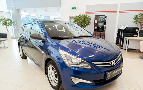 Hyundai Solaris II рестайлинг, 2015 год, 819 000 рублей, 3 фотография