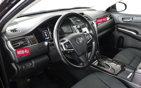 Toyota Camry, 2017 год, 2 449 000 рублей, 9 фотография