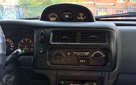 Mitsubishi L200 III рестайлинг, 2003 год, 600 000 рублей, 10 фотография