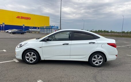Hyundai Solaris II рестайлинг, 2013 год, 875 000 рублей, 8 фотография