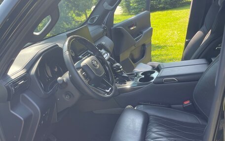 Toyota Land Cruiser, 2022 год, 10 500 000 рублей, 9 фотография