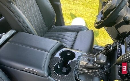 Toyota Land Cruiser, 2022 год, 10 500 000 рублей, 6 фотография