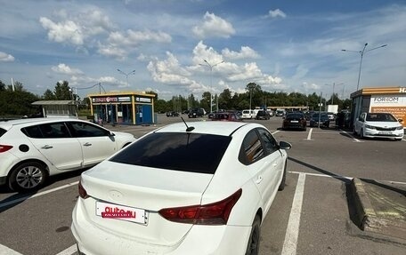 Hyundai Solaris II рестайлинг, 2017 год, 780 000 рублей, 2 фотография