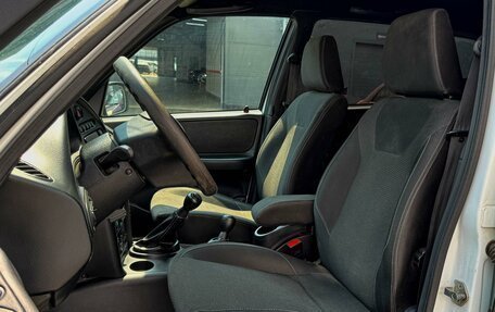 Chevrolet Niva I рестайлинг, 2018 год, 749 000 рублей, 10 фотография
