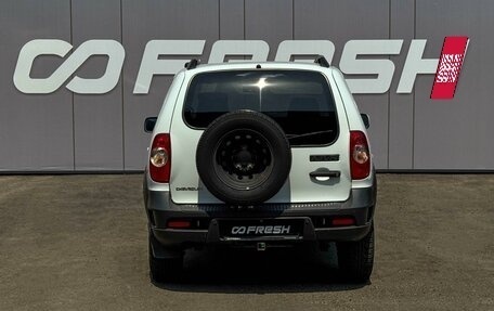 Chevrolet Niva I рестайлинг, 2018 год, 749 000 рублей, 4 фотография