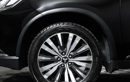 Mitsubishi Outlander III рестайлинг 3, 2018 год, 1 949 000 рублей, 25 фотография