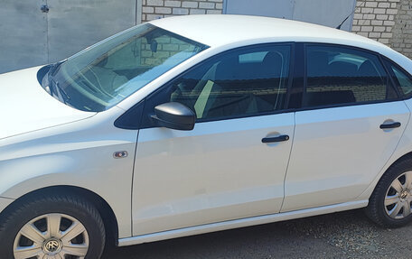 Volkswagen Polo VI (EU Market), 2015 год, 1 100 000 рублей, 8 фотография