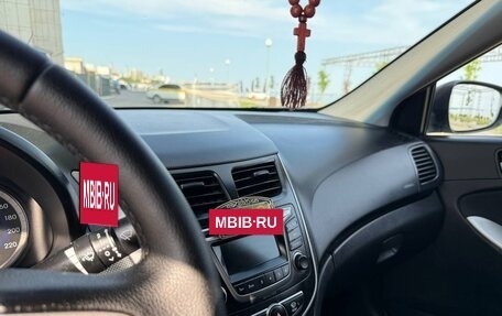 Hyundai Solaris II рестайлинг, 2014 год, 950 000 рублей, 3 фотография
