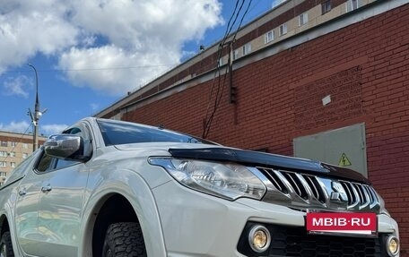 Mitsubishi L200 IV рестайлинг, 2015 год, 1 780 000 рублей, 2 фотография