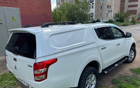 Mitsubishi L200 IV рестайлинг, 2015 год, 1 780 000 рублей, 4 фотография