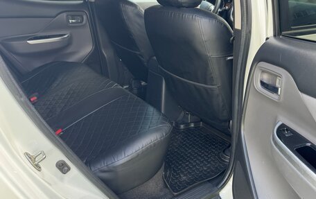 Mitsubishi L200 IV рестайлинг, 2015 год, 1 780 000 рублей, 15 фотография