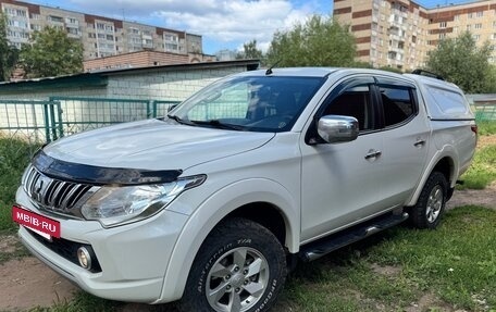 Mitsubishi L200 IV рестайлинг, 2015 год, 1 780 000 рублей, 6 фотография