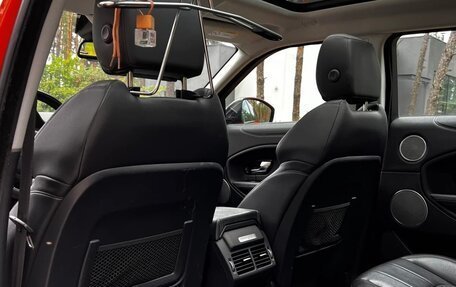 Land Rover Range Rover Evoque I, 2017 год, 3 300 000 рублей, 5 фотография