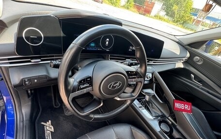Hyundai Elantra, 2021 год, 2 300 000 рублей, 13 фотография