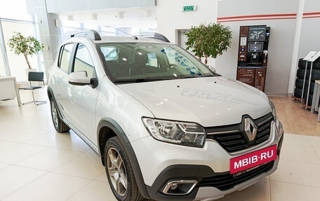 Renault Sandero II рестайлинг, 2019 год, 1 097 000 рублей, 7 фотография