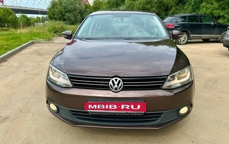 Volkswagen Jetta VI, 2014 год, 1 300 000 рублей, 17 фотография