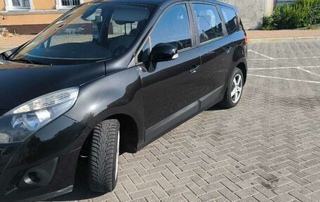Renault Scenic III, 2009 год, 800 000 рублей, 2 фотография