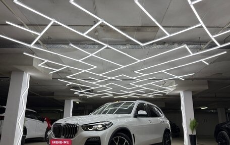 BMW X5, 2018 год, 6 200 000 рублей, 4 фотография
