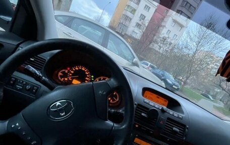 Toyota Avensis III рестайлинг, 2006 год, 850 000 рублей, 3 фотография