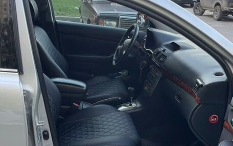 Toyota Avensis III рестайлинг, 2006 год, 850 000 рублей, 4 фотография