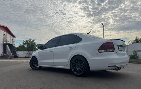 Volkswagen Polo VI (EU Market), 2020 год, 1 300 000 рублей, 2 фотография
