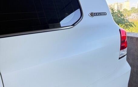 Toyota Land Cruiser 200, 2017 год, 8 000 000 рублей, 11 фотография