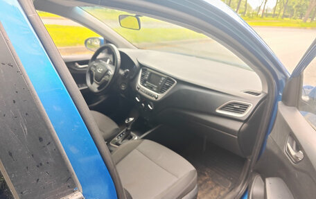 Hyundai Solaris II рестайлинг, 2019 год, 995 000 рублей, 3 фотография