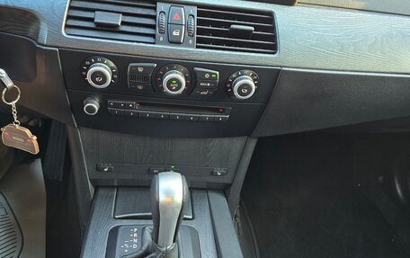 BMW 5 серия, 2005 год, 1 400 000 рублей, 17 фотография