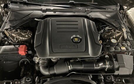 Jaguar XE I рестайлинг, 2016 год, 2 050 000 рублей, 5 фотография