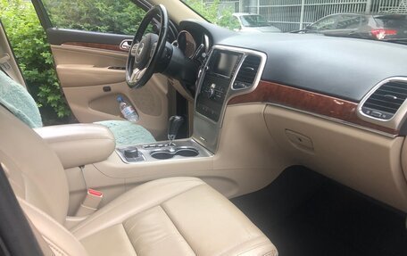 Jeep Grand Cherokee, 2010 год, 1 395 000 рублей, 9 фотография