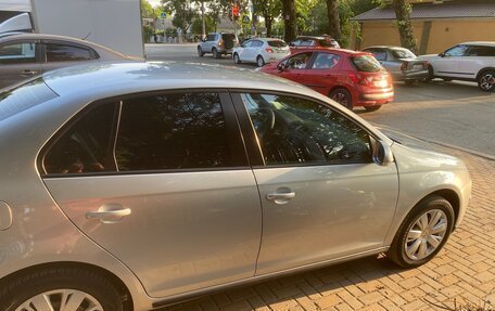Volkswagen Jetta VI, 2010 год, 900 000 рублей, 7 фотография