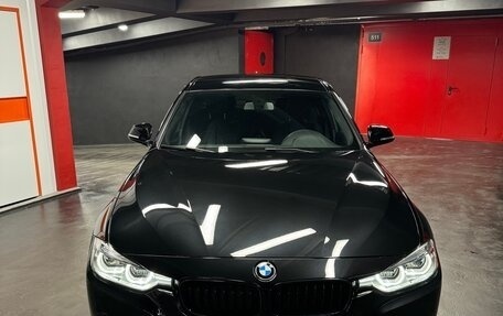 BMW 3 серия, 2017 год, 3 100 000 рублей, 2 фотография