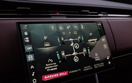 Land Rover Range Rover IV рестайлинг, 2025 год, 25 980 000 рублей, 22 фотография