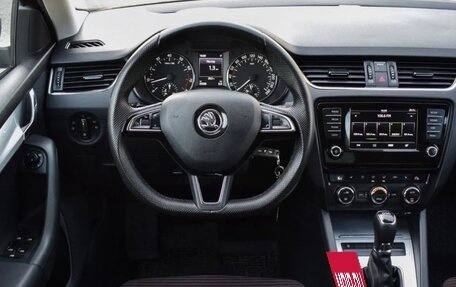 Skoda Octavia, 2016 год, 1 799 000 рублей, 19 фотография