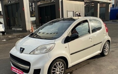 Peugeot 107 I рестайлинг, 2011 год, 358 000 рублей, 1 фотография