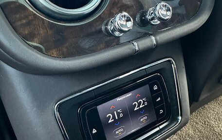 Bentley Bentayga I, 2015 год, 10 500 000 рублей, 18 фотография