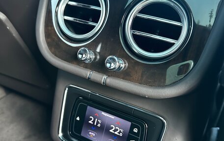 Bentley Bentayga I, 2015 год, 10 500 000 рублей, 21 фотография