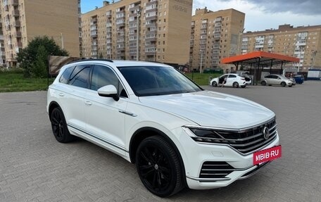 Volkswagen Touareg III, 2019 год, 4 950 000 рублей, 20 фотография